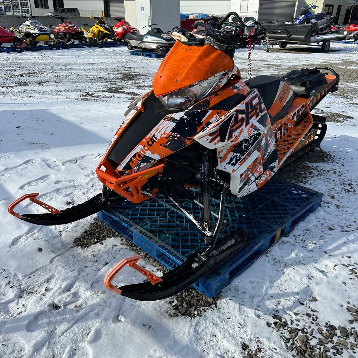 Yahoo!オークション - 道東発 ARCTIC CAT M8000-162 スノー Yahoo!オークション - 道東発 ARCTIC CAT M8000-162 スノー