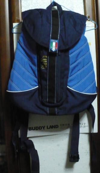 レア物　美品　PUMA(プーマ)制2000年代(2004?～06)ニールバレット時(shí)イタリア代表FIGCリュックサック　星３つ　ネイビー×青