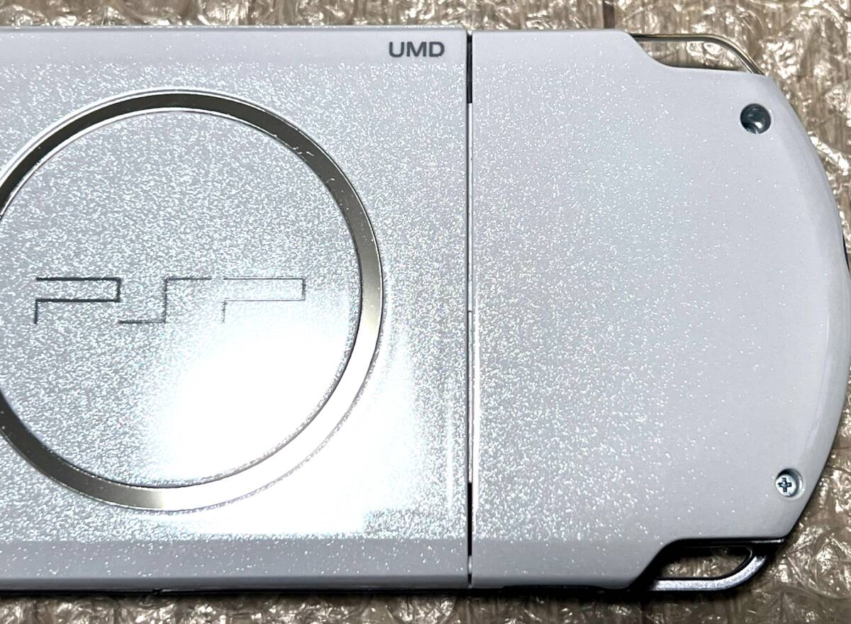 ほぼ未使用・極美品・動作確認済み・最終型〉PSP-3000 本体 ほぼ未使用・極美品・動作確認済み・最終型〉PSP-3000 本体