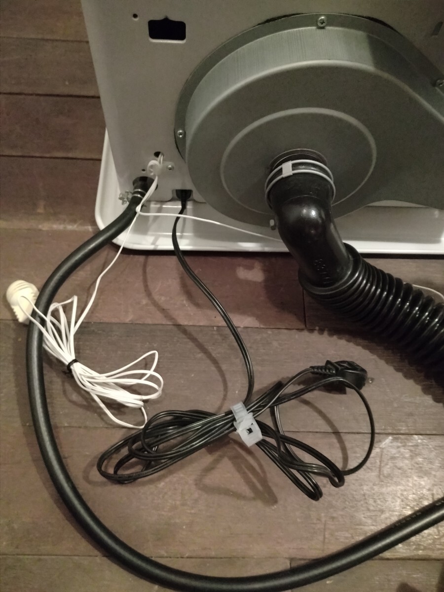 R61209-6 トヨトミ FF式ファンヒーター 2019年制 FF-V4502 実動品※発送地域限定あり