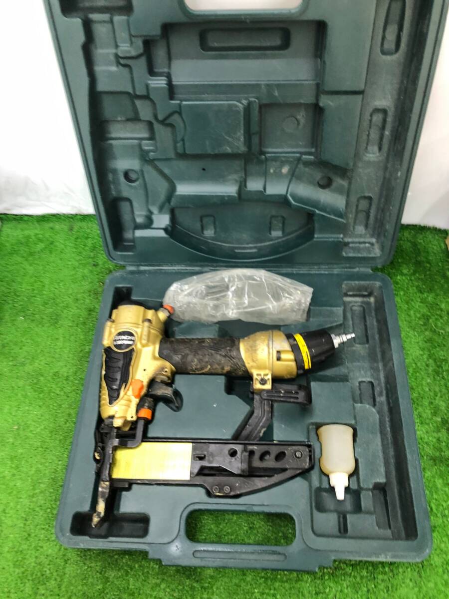 中古品】☆日立工機 38㎜高圧フロア用タッカ N3804HMF 中古品】☆日立工機 38㎜高圧フロア用タッカ N3804HMF