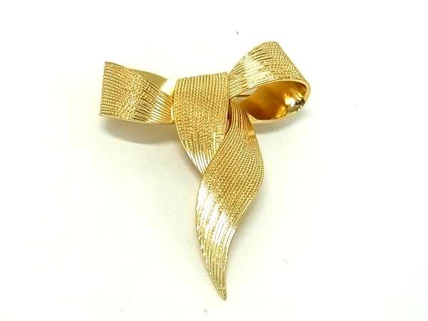 1円 □美品□ ChristianDior クリスチャンディオール リボン ピンブローチ ピンバッジ アクセサリー レディース ゴールド系 FL1258(クリスチャン・ディオール)|売買されたオークション情報、Yahoo!オークション(旧ヤフオク!) の商品情報をアーカイブ公開 - オークファン 1円 □美品□ ChristianDior クリスチャンディオール リボン ピンブローチ ピンバッジ アクセサリー レディース ゴールド系 FL1258(クリスチャン・ディオール)|売買されたオークション情報、Yahoo!オークション(旧ヤフオク!) の商品情報をアーカイブ公開 - オークファン