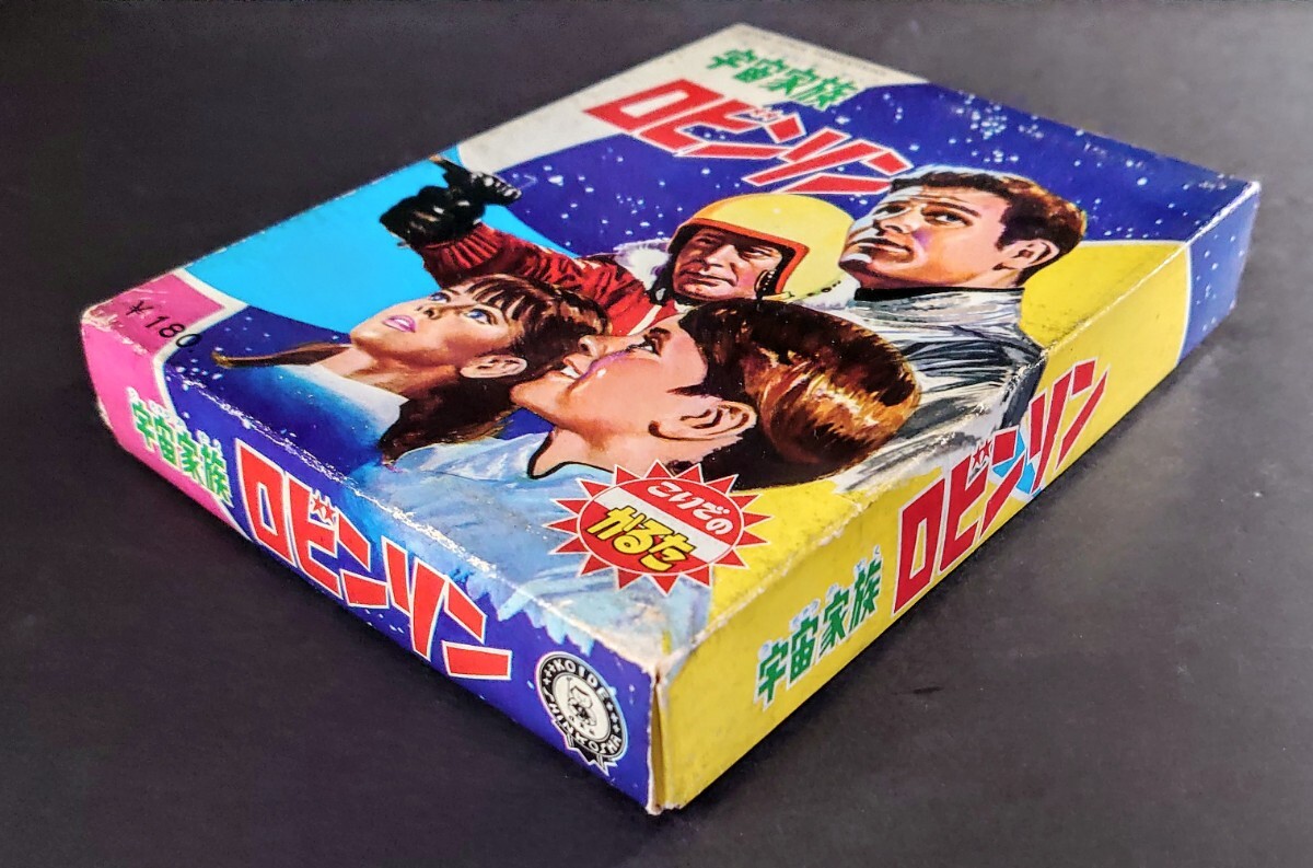 希少 かるた「 宇宙家族ロビンソン」当時物SFテレビドラマかるた.こいでのかるた(1966年製).TBS系.1966〜1968年TV放映(SF、ファンタジー)|売買されたオークション情報、Yahoo!オークション(旧ヤフオク!) の商品情報をアーカイブ公開 - オークファン(aucfan.com) 希少 かるた「 宇宙家族ロビンソン」当時物SFテレビドラマかるた.こいでのかるた(1966年製).TBS系.1966〜1968年TV放映(SF、ファンタジー)|売買されたオークション情報、Yahoo!オークション(旧ヤフオク!) の商品情報をアーカイブ公開 - オークファン(aucfan.com)