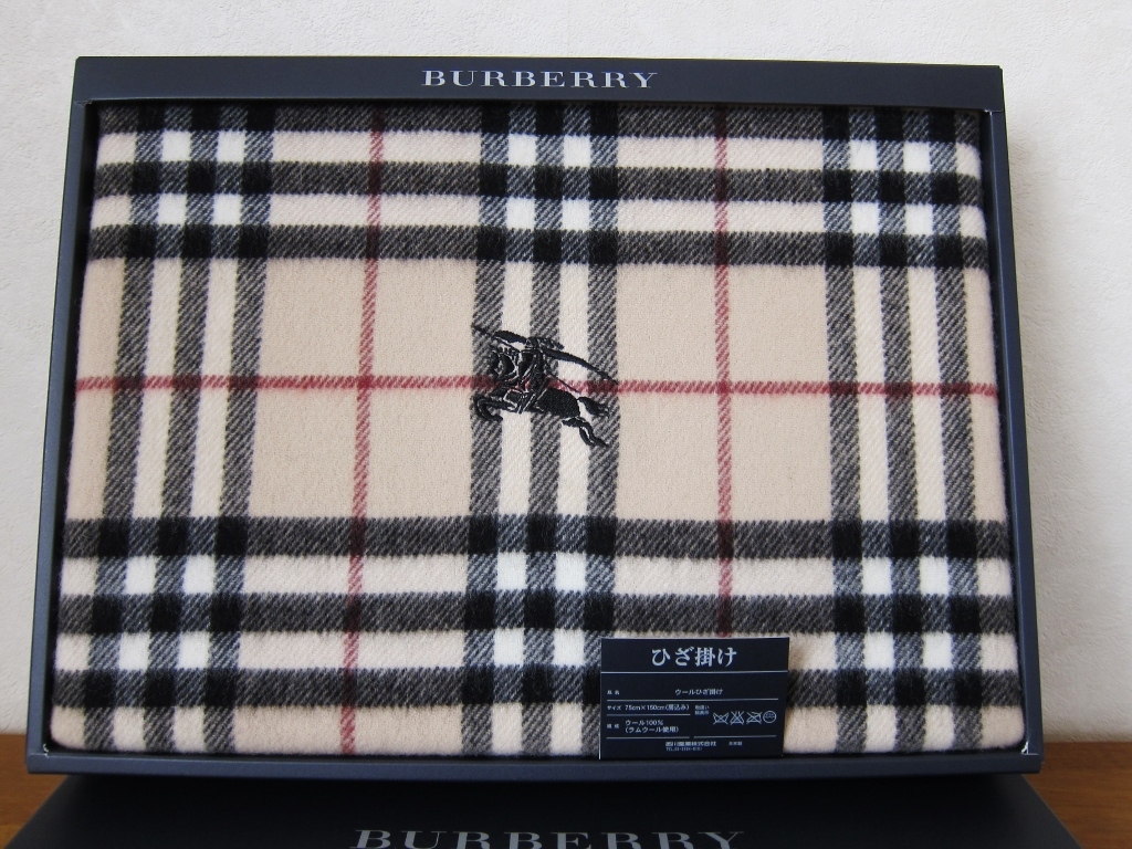 BURBERRY バーバリー　ウール大判ひざ掛け(75×150フサ含む)　ラムウール100% 　ベージュチェック柄　西川産業(yè)　未使用