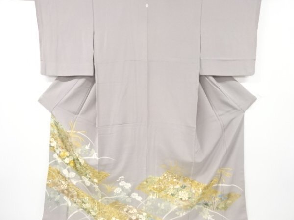 ys7197577; 宗sou 東京ますいわ屋　短冊に草花模様刺繍一つ紋色留袖（比翼衿付き）【着】