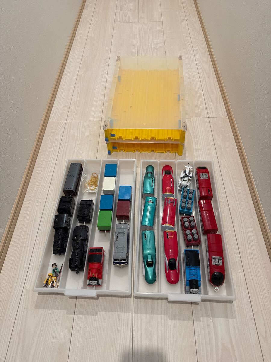 プラレール【美品】鬼滅の刃、はやぶさ、こまち、レッドライナー、貨物列車、トーマス