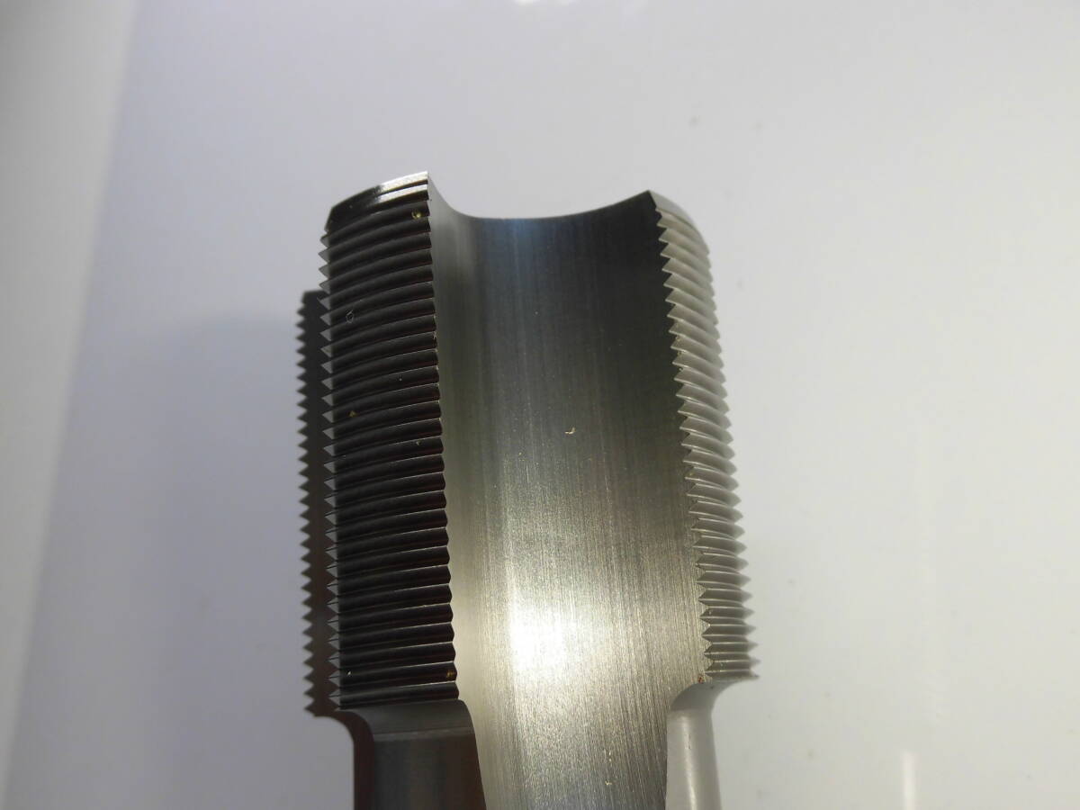 15900 M45×1.5 OSG 新品? ハイス ミリタップ 大径 工具、DIY用品 15900 M45×1.5 OSG 新品? ハイス ミリタップ 大径 工具、DIY用品
