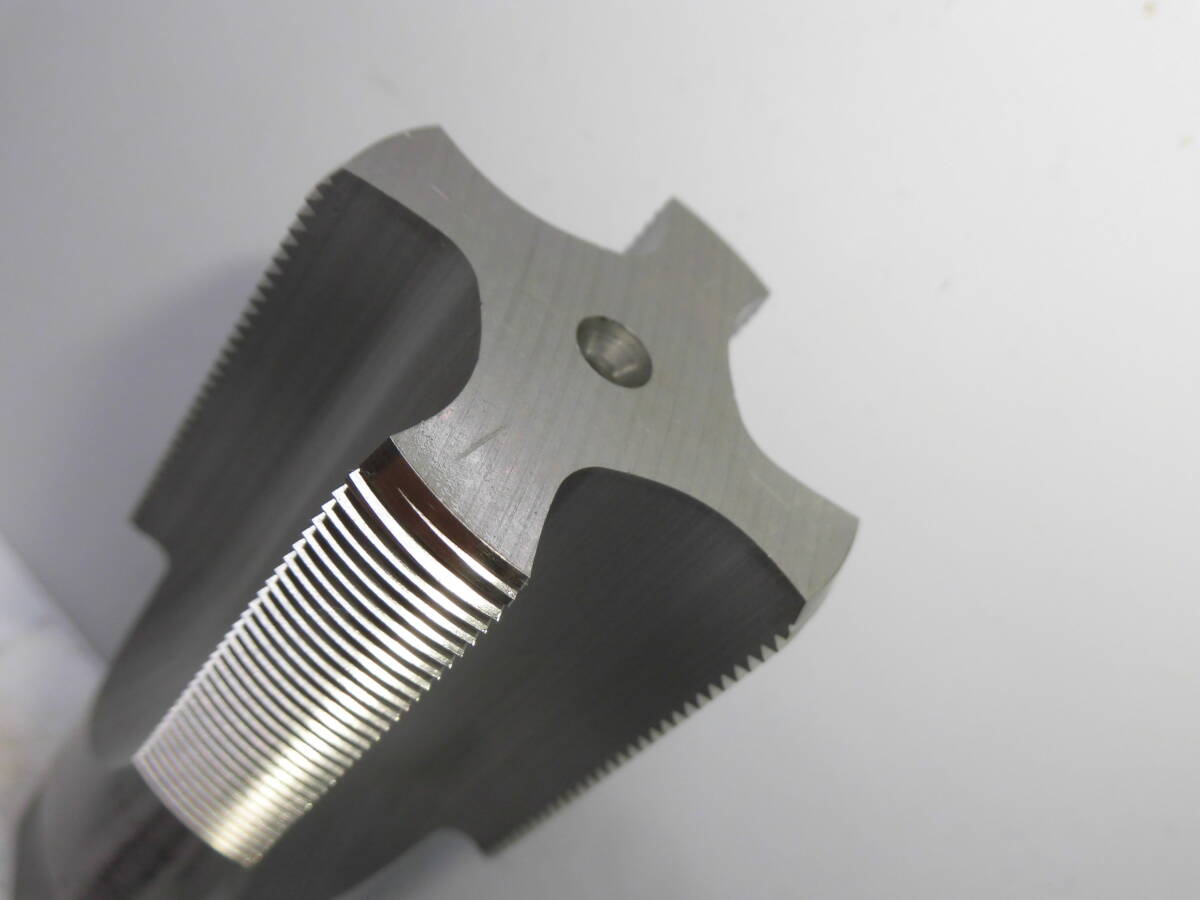 15900 M45×1.5 OSG 新品? ハイス ミリタップ 大径 工具、DIY用品 15900 M45×1.5 OSG 新品? ハイス ミリタップ 大径 工具、DIY用品