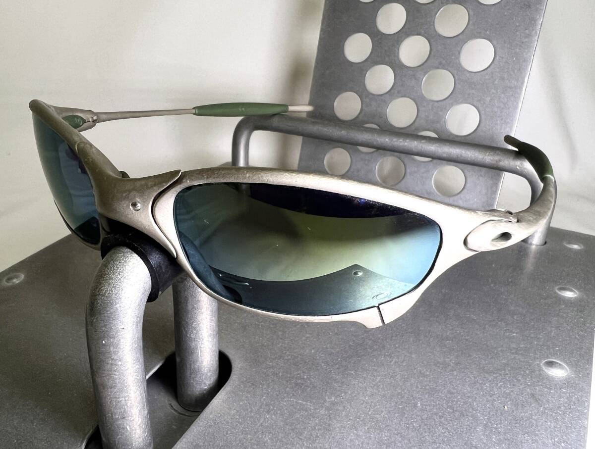 17000円 【中古:要レンズ交換】希少第1世代 OAKLEY オークリー 17000円 【中古:要レンズ交換】希少第1世代 OAKLEY オークリー