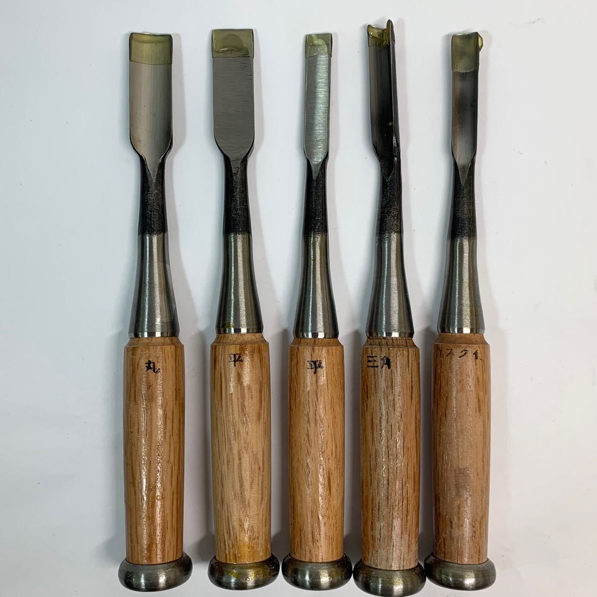 未使用彫刻刀 國秀含む5本組 プロ仕様本職用高級品鑿ノミのみ