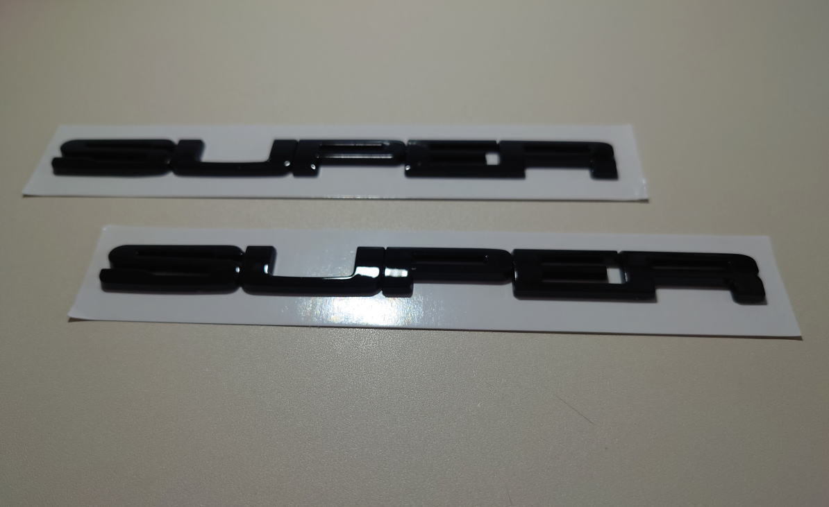 [1 комплект только ] Alpha Romeo новая модель Giulia (952) предназначенный оригинальный дизайн модель [SUPER] черный значок левый правый минут комплект 