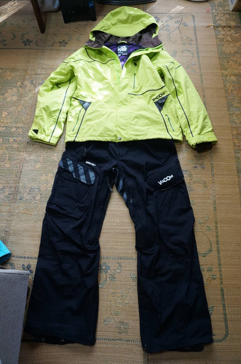 VOLCOM ボルコム スノーボードウエア ノウワージャケット KNOWER JACKET + VOLCOM CRASH PANT GORE-TEX ゴアテックス パンツ 上下セット M