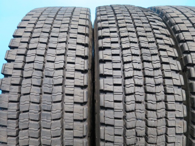 *225/90R17.5 127/125L * зимний DUNLOP DECTES SP001*2022 год 2021 год 6 шт. комплект *A1372