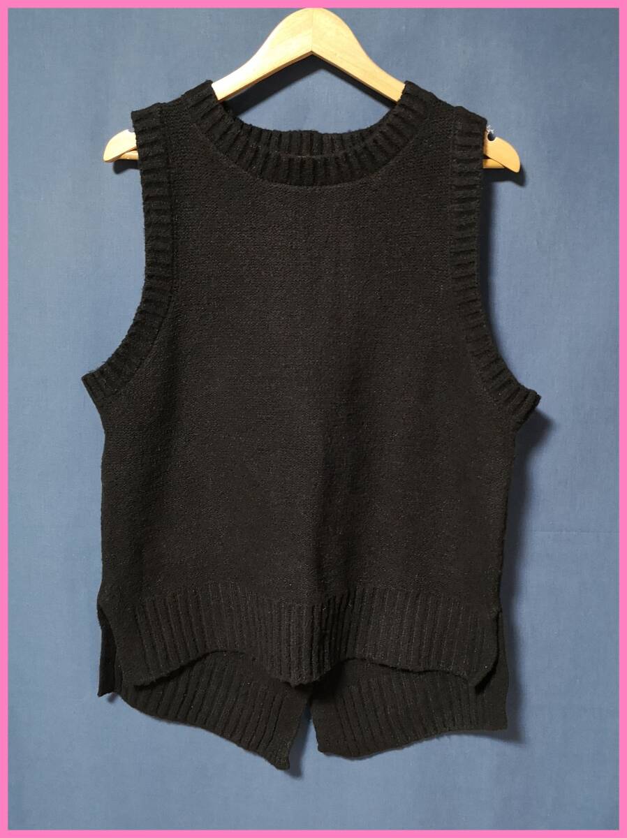 SW‐５３‐２☆春秋冬☆新品☆送料込み☆即決☆ナチュラル系☆伸縮性有り☆やや厚手☆Ｍ～Ｌサイズ☆ニット☆ベスト☆黒☆