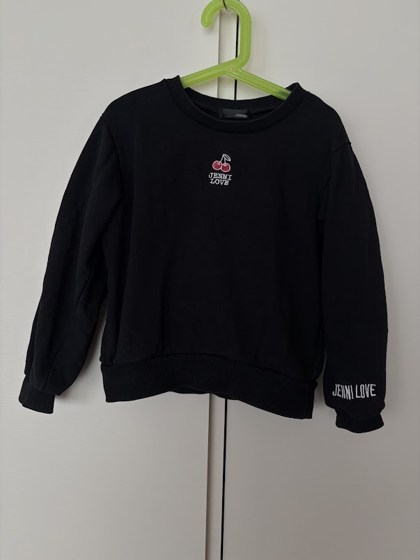 JENNI　LOVE　トレーナー　スエット　黒　さくらんぼ　130_画像1