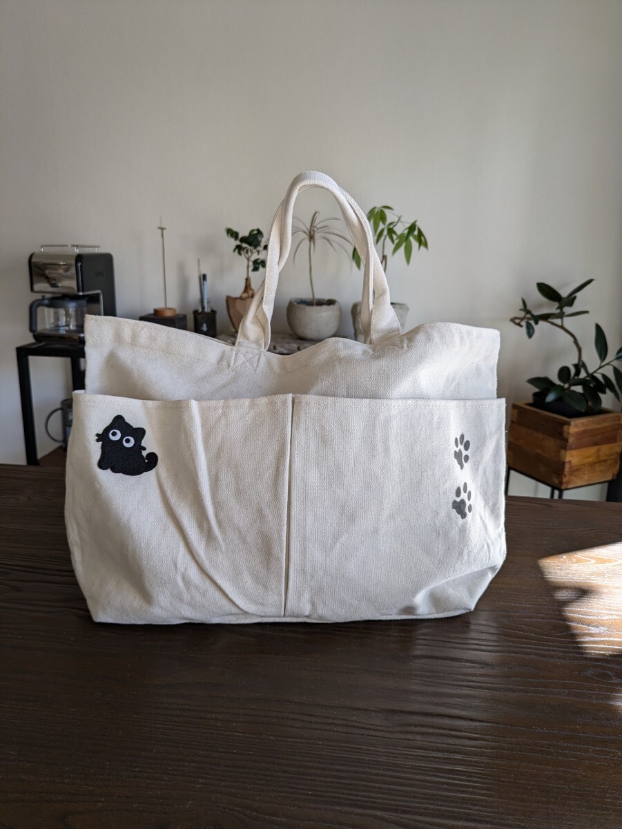 トートバッグ　エコバッグ　ネコ　猫