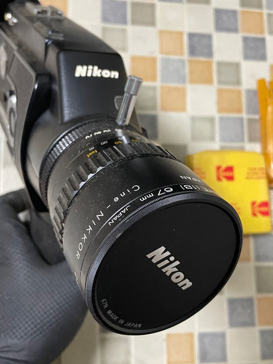 Nikon R10 Super Zoom フィルムカメラ カメラレンズ 昔い ビデオ