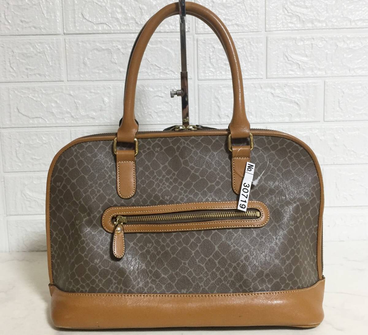 no30719 -G NINA RICCI Nina Ricci натуральная кожа ji черновой рисунок рука большая сумка 