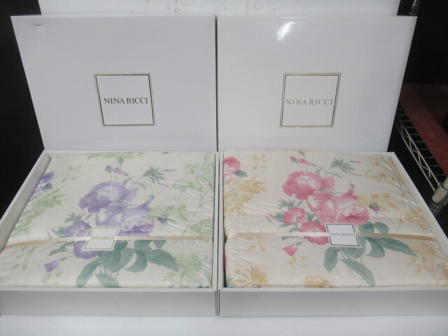 A4941 マニア宅より 新品 NINA RICCI ニナリッチ 洗える 羽毛 掛布団 ２点セット