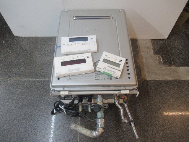中古厨房 LIXIL INAX 業務用 小型 電気温水器 EHPN-KB25ECV3 単 中古厨房 LIXIL INAX 業務用 小型 電気温水器 EHPN-KB25ECV3 単
