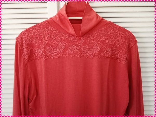 【送料無料】３Ｌ * 新品 発熱レーシーハイネックインナー?　抗菌防臭加工 吸濕発熱加工　抗ピリング加工　 バレンシア　QVC九鬼さん