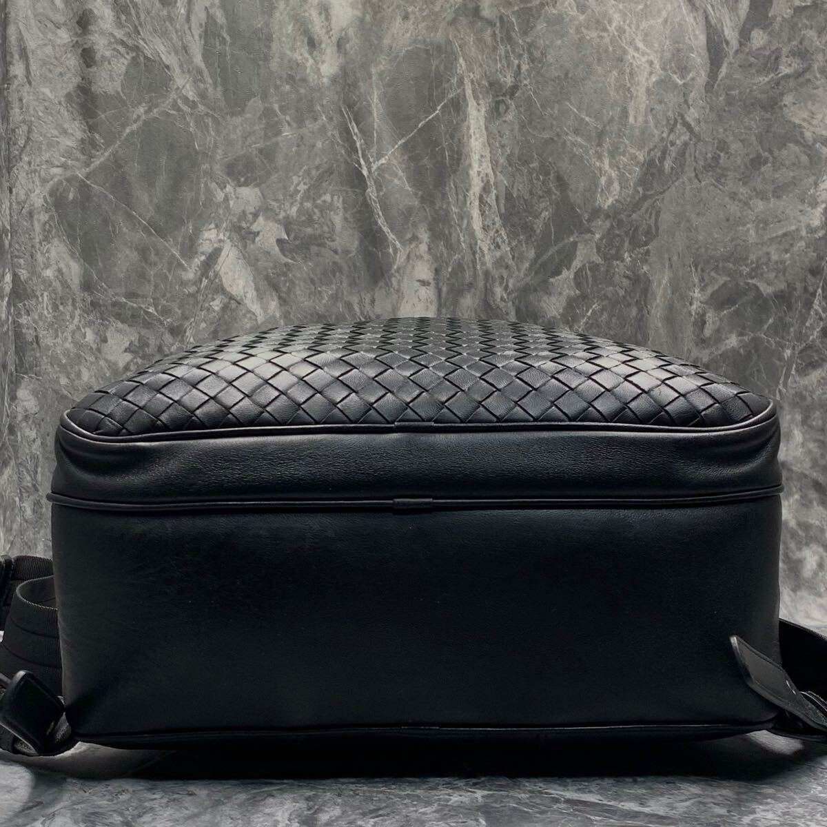 美品】BOTTEGA VENETA ボッテガヴェネタ メンズ イントレ 美品】BOTTEGA VENETA ボッテガヴェネタ メンズ イントレ