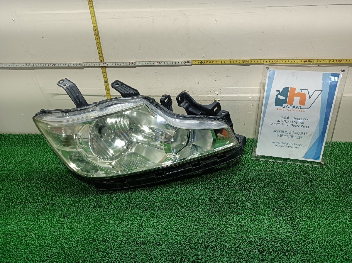 ホンダ 右 ヘッドライト ステップワゴンスパーダ DBA-RK5, 2011 #hyj NSP218749