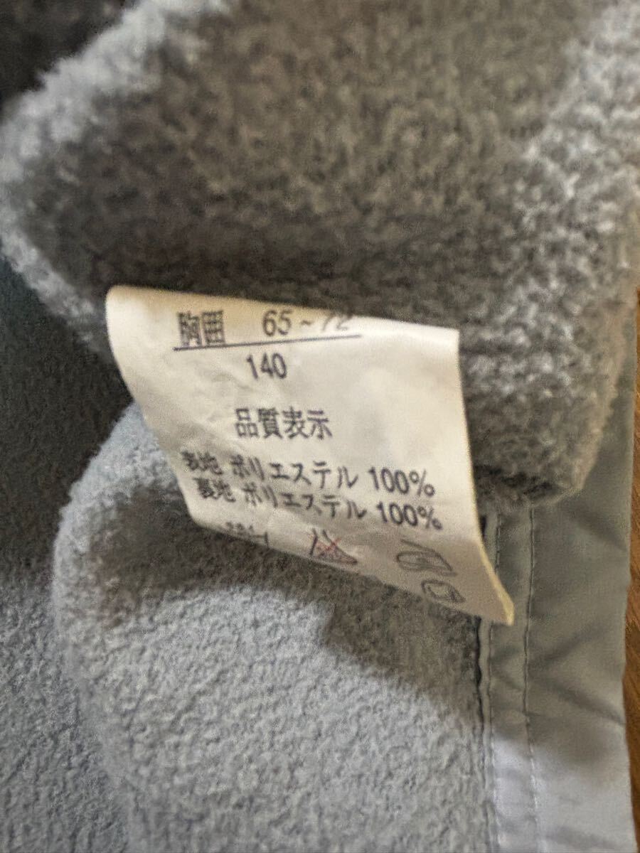 used、コンバース CONVERSE ALL STAR 、フード付きパーカージャケット、140サイズ、ポリエステル100%、里ボア地、グレー色、背中に汚れあり