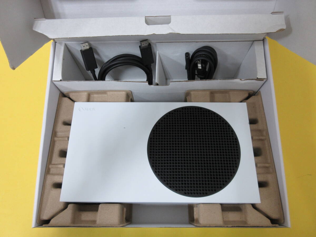 067) 中古 Xbox Series S 本体 512GB コントローラー欠品 067) 中古 Xbox Series S 本体 512GB コントローラー欠品