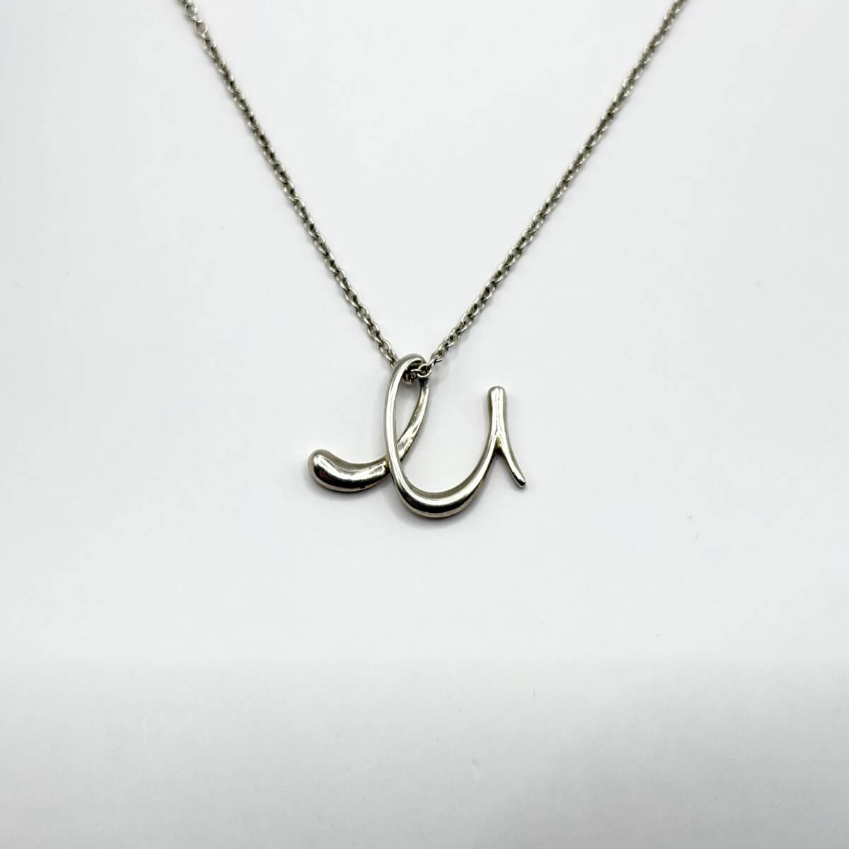 Tiffany ティファニー アルファベット チャーム u ネックレス Tiffany ティファニー アルファベット チャーム u ネックレス