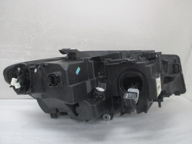 BMW 3 серии 3BA-5F20 левая фара ASSY 63118496157 333665