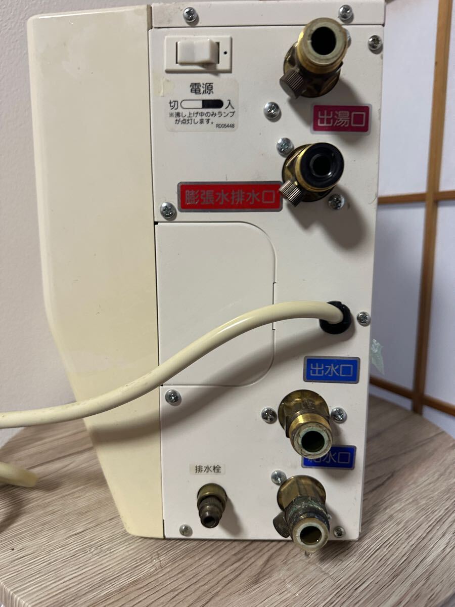 TOTO 電気温水器 REW03E1F【中古】REW-Fシリーズ パブリック用 TOTO 電気温水器 REW03E1F【中古】REW-Fシリーズ パブリック用