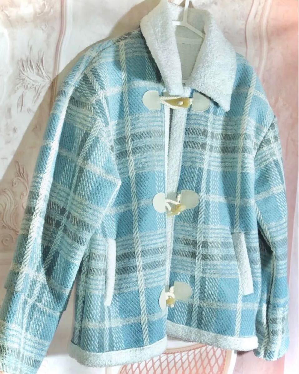 キッズアウター　ブルーホワイトチェック柄　里ボアコート　150 美品　秋冬