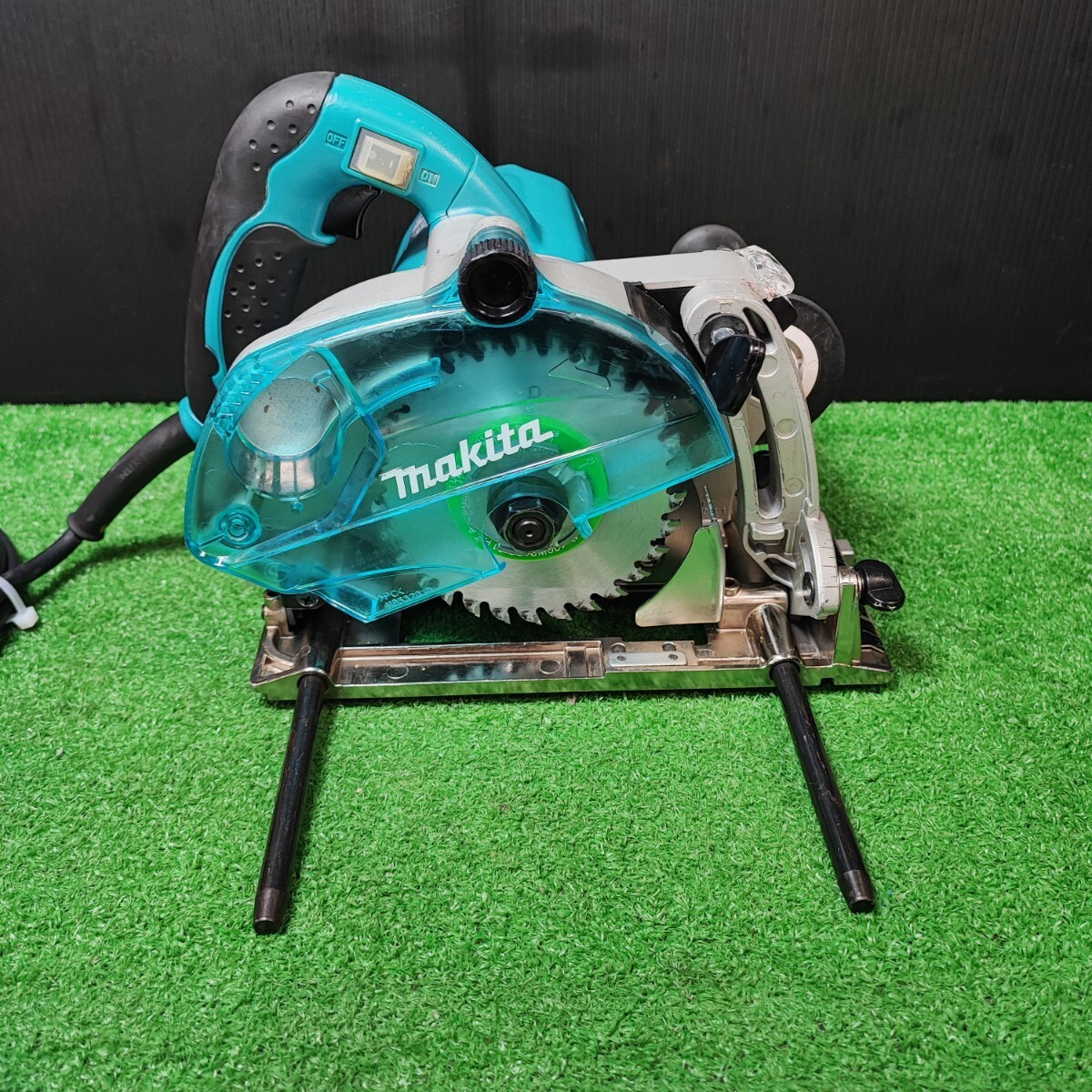 中古品】☆マキタ(makita) 小型ミゾキリ 溝切 3005BA 中古品】☆マキタ(makita) 小型ミゾキリ 溝切 3005BA