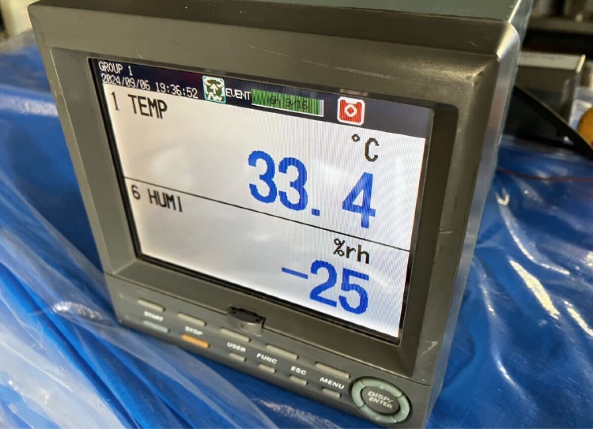 横河　温度記録計　FX106-4-1 100-240VAC 50/60HZ