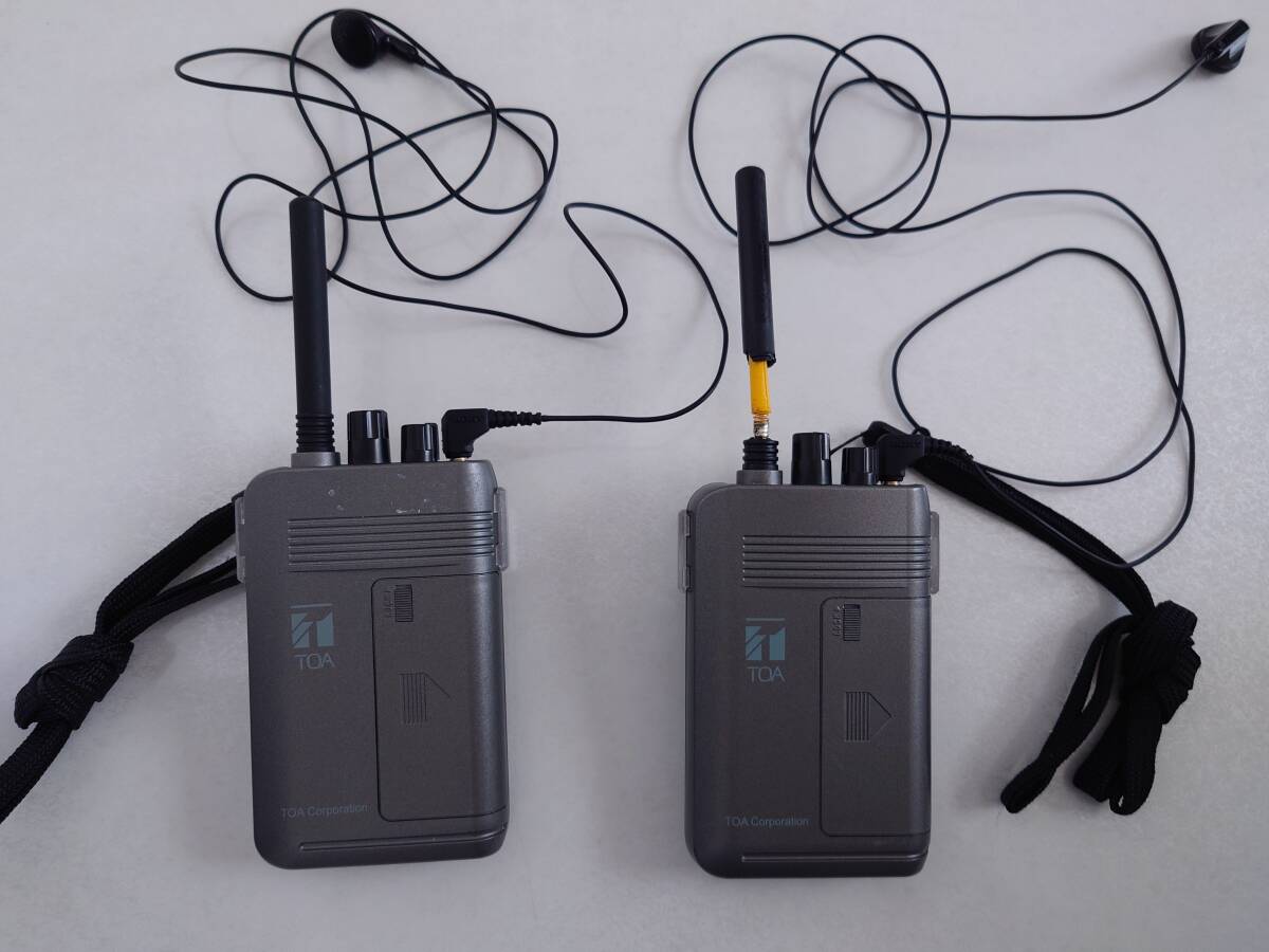 Yahoo!オークション - TOA 携帯型受信機 WT-1100 2台セット 通電 Yahoo!オークション - TOA 携帯型受信機 WT-1100 2台セット 通電