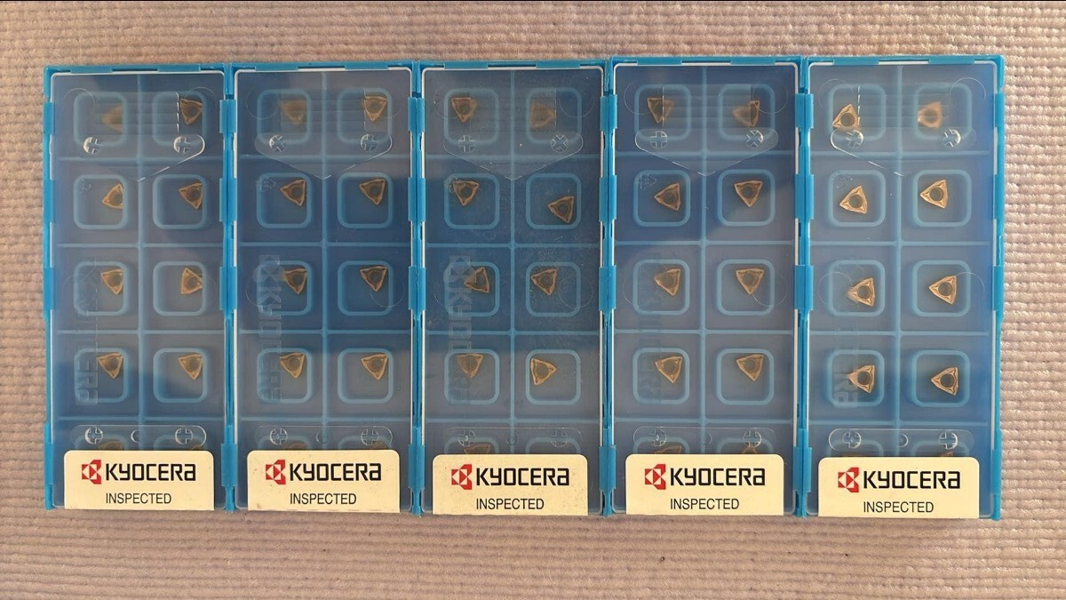 京セラ(KYOCERA) 旋削用チップ CVDコーティング WBMT080204L-DP CA025P・5箱セット・WBMT インサート新品未使用