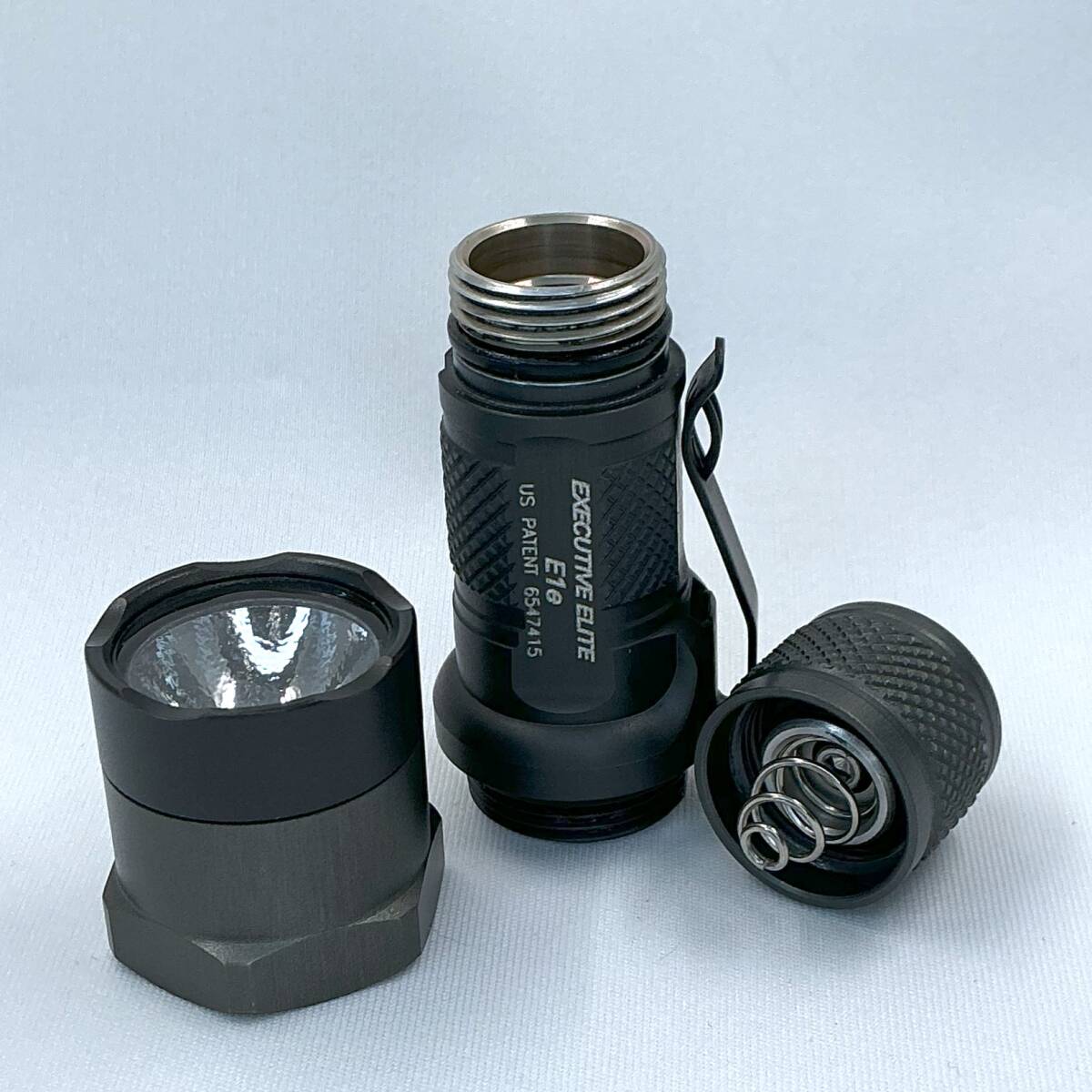 Yahoo!オークション - surefire E1e HA フラットボディー 旧ロゴ Yahoo!オークション - surefire E1e HA フラットボディー 旧ロゴ