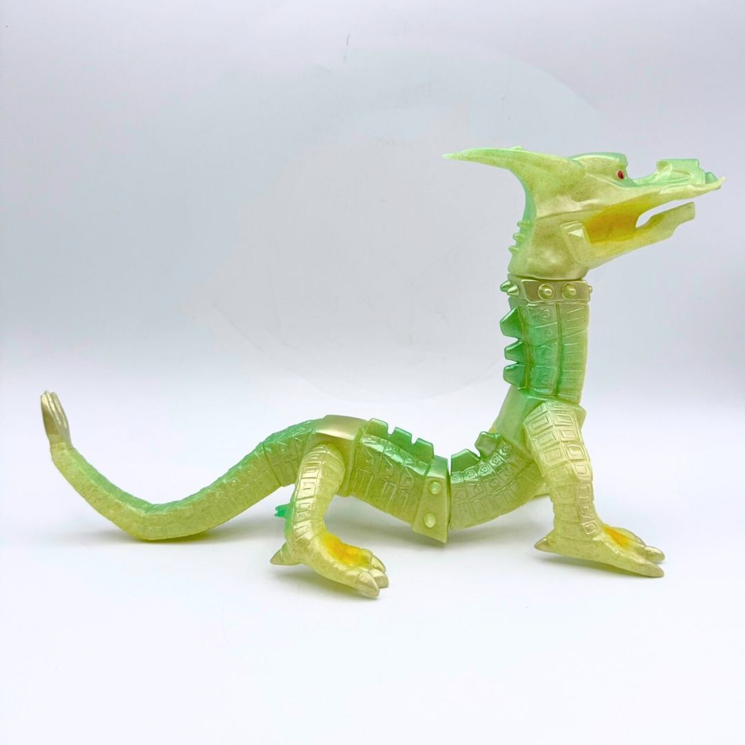 ベアモデル Shima-x シマックス ソフビ 宇宙竜ナース 蓄光+ラメ ベアモデル Shima-x シマックス ソフビ 宇宙竜ナース 蓄光+ラメ