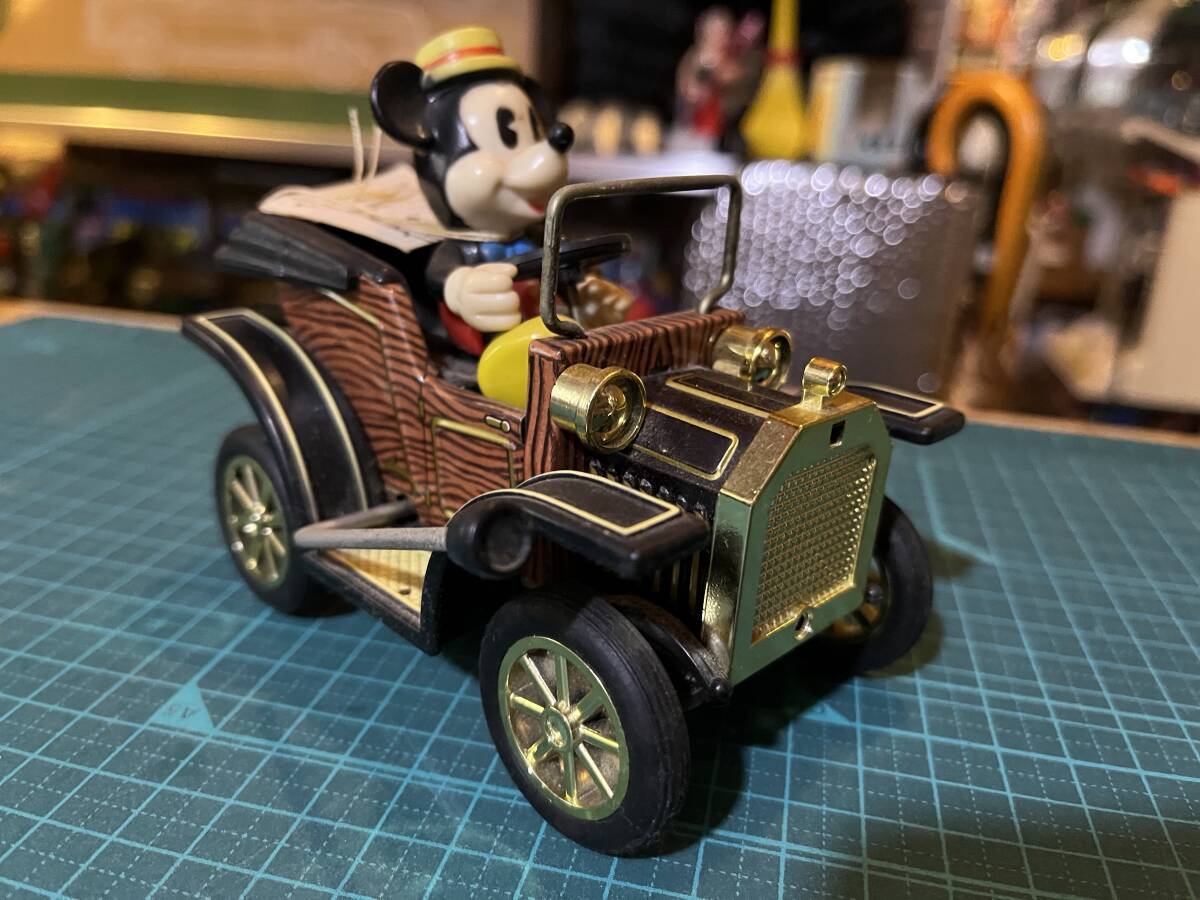 TOMY【SINGING CIRCUS TRUCK シンギング サーカス トラック 動作 TOMY【SINGING CIRCUS TRUCK シンギング サーカス トラック 動作