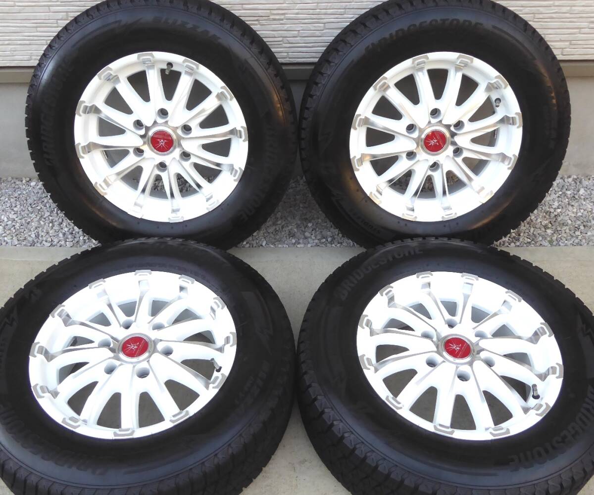 ■ハイエース■ブリザック DM-V3 215/70R16■オフビート バウンティコレクション BD12