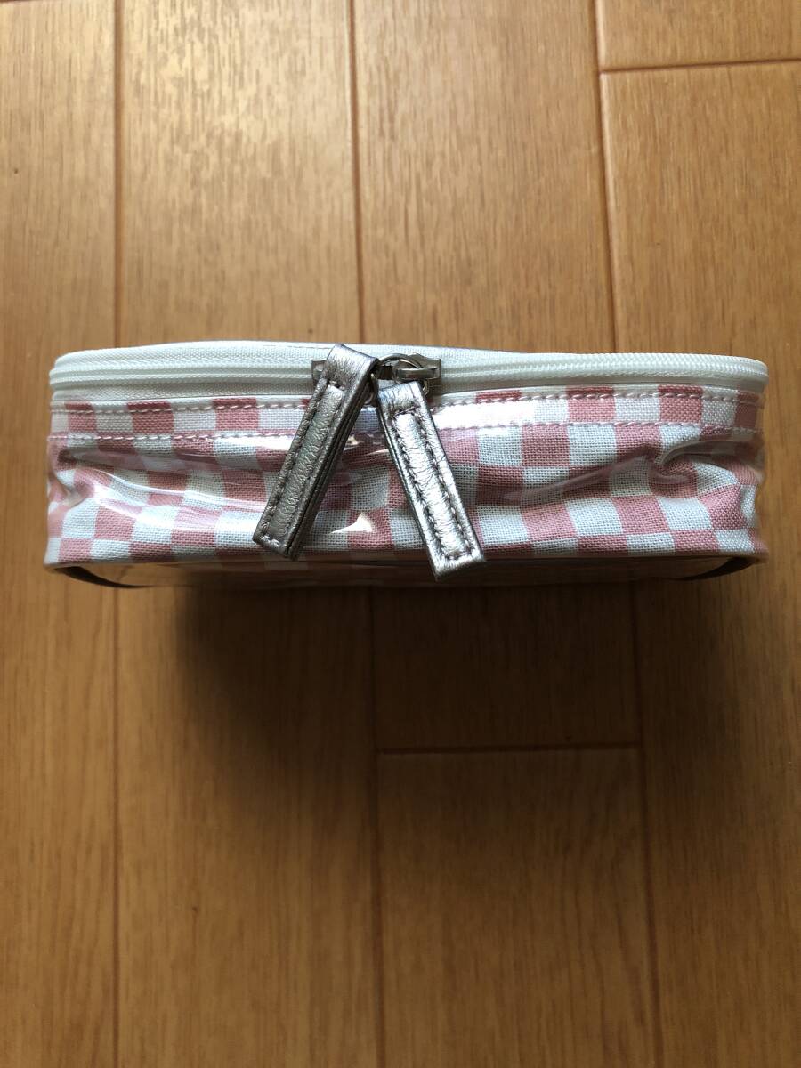 新品　未使用　化粧ポーチ　鏡付き　ピンク　小物入れ