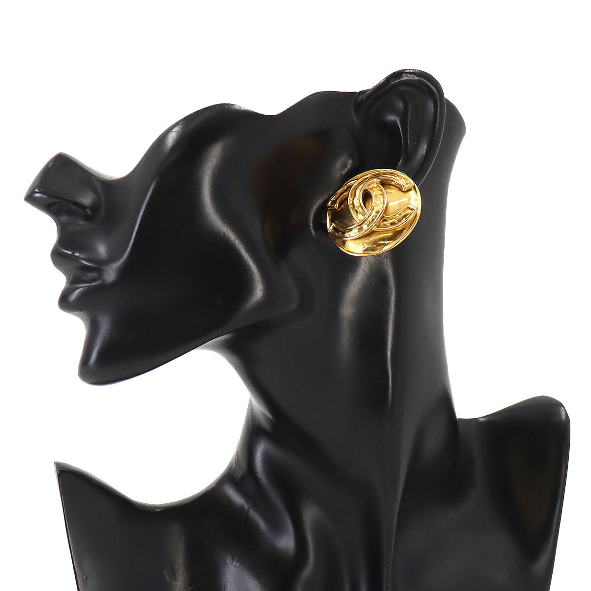 シャネル CHANEL マトラッセ ココマーク イヤリング ラウンド型 ゴールド 94P ヴィンテージ アクセサリー Vintage Earrings 90255497