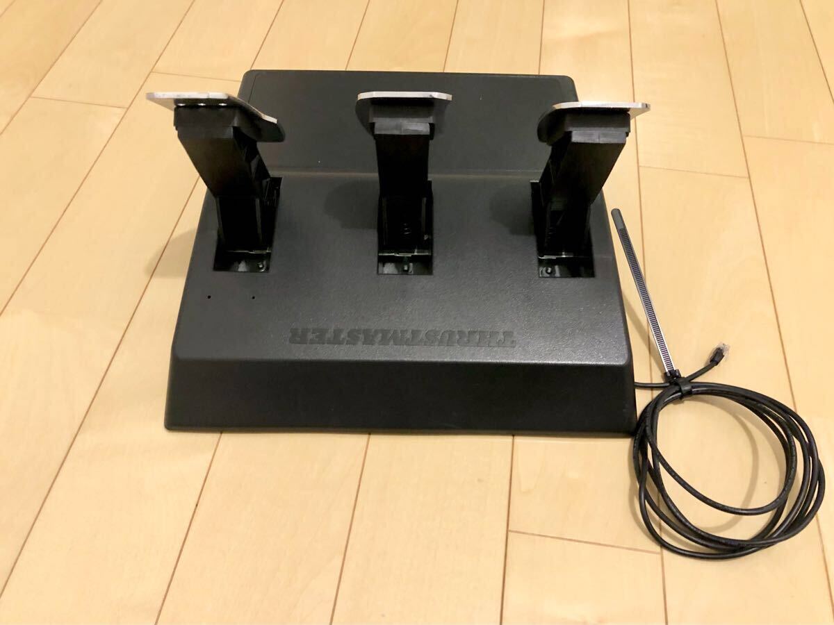送料無料 スラストマスター T3PA ペダルセット Windows PS4 PS5 送料無料 スラストマスター T3PA ペダルセット Windows PS4 PS5