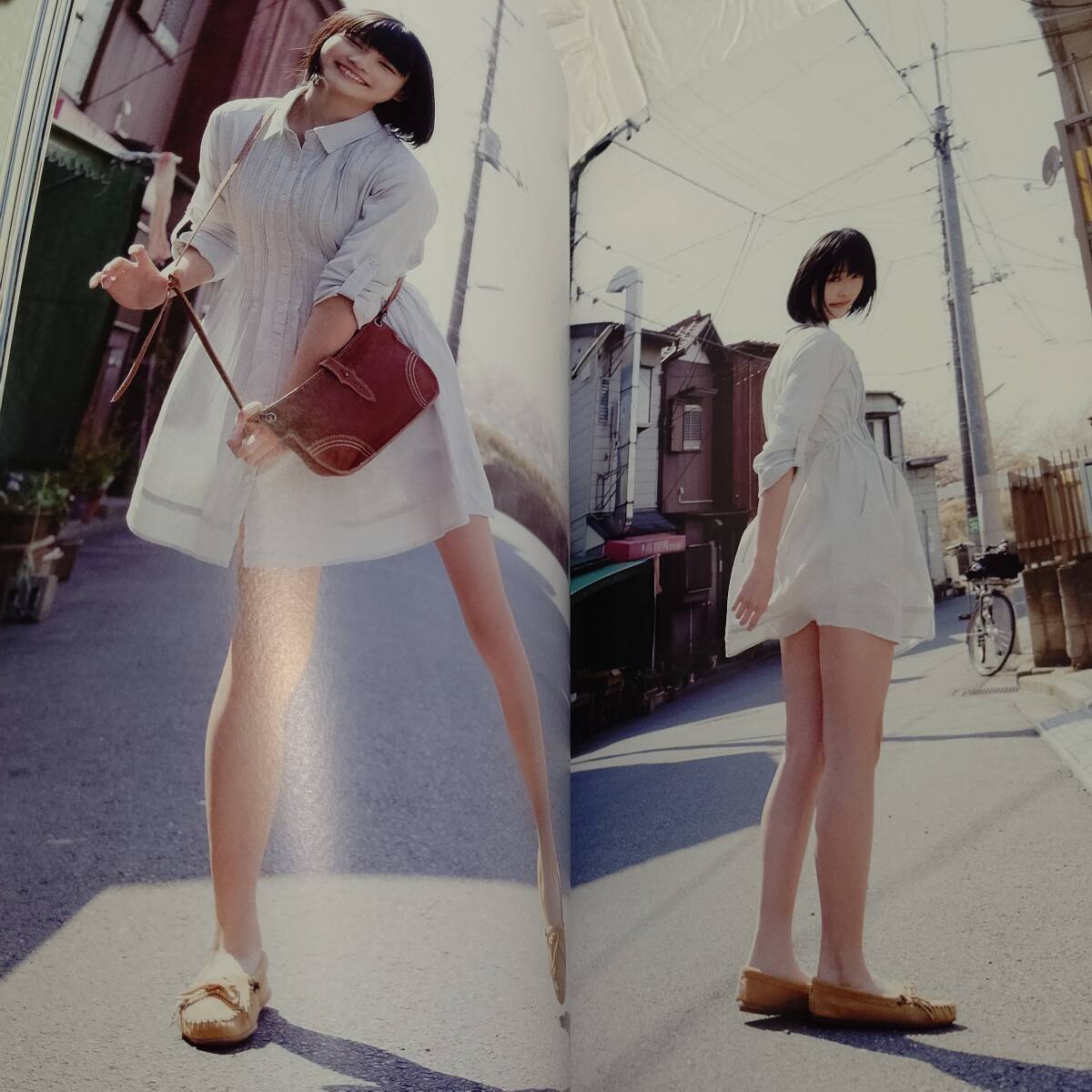 【直筆サイン本 希少 入手困難】橋本愛写真集 あいの降るほし 女優 映画 リトル・フォレスト 桐島、部活やめるってよ
