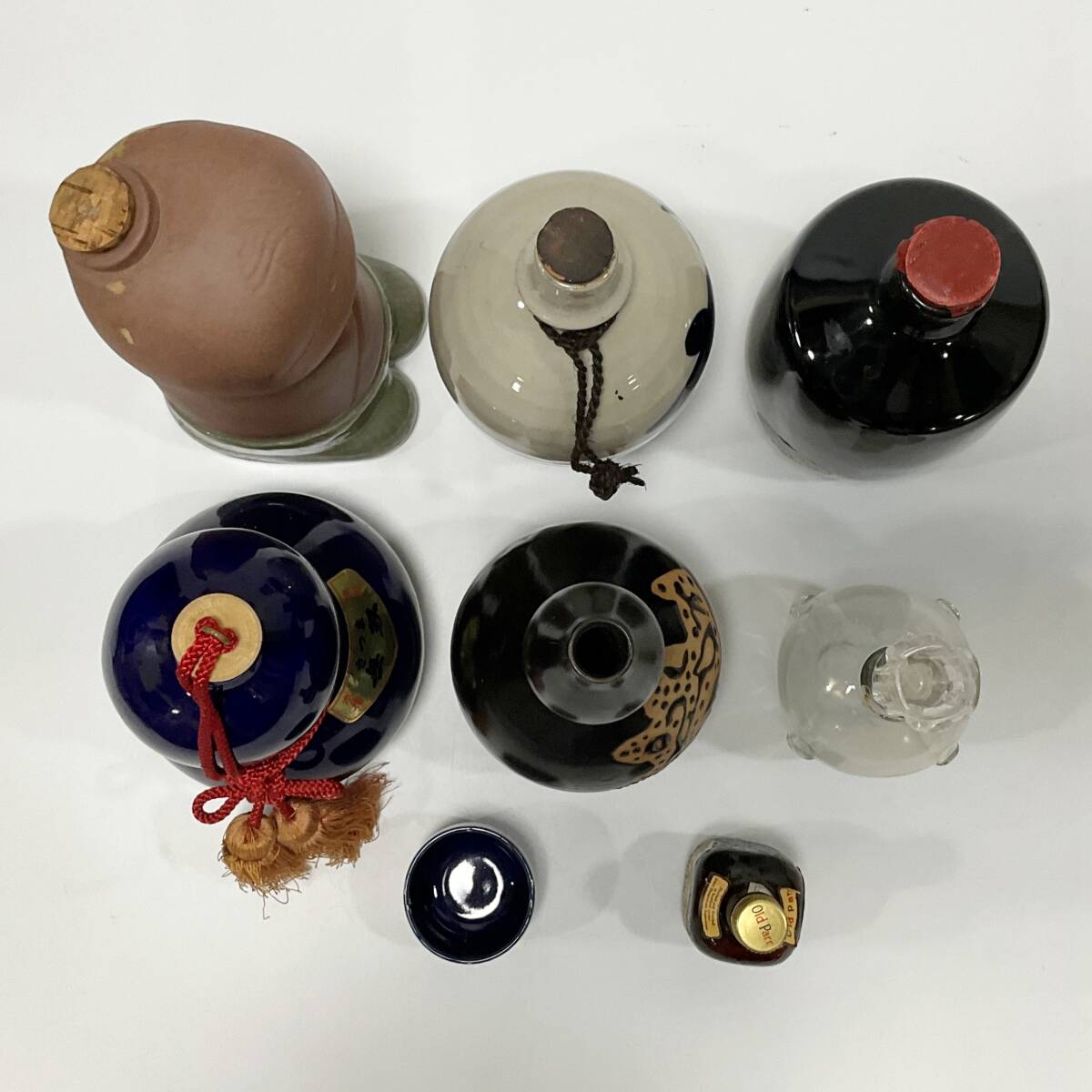 【60543T】酒瓶 空きボトル6點(diǎn) 豬口1點(diǎn) ミニボトルウイスキー 未開栓古酒 Old Parr まとめて8點(diǎn) 経年保管品 現(xiàn)狀品