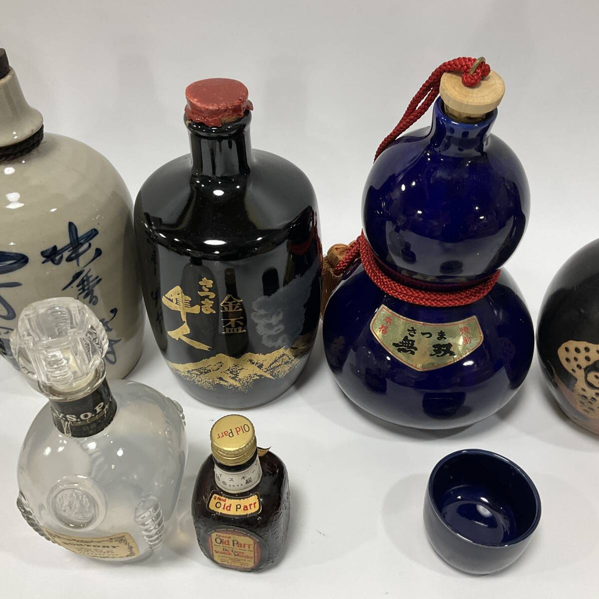 【60543T】酒瓶 空きボトル6點(diǎn) 豬口1點(diǎn) ミニボトルウイスキー 未開栓古酒 Old Parr まとめて8點(diǎn) 経年保管品 現(xiàn)狀品
