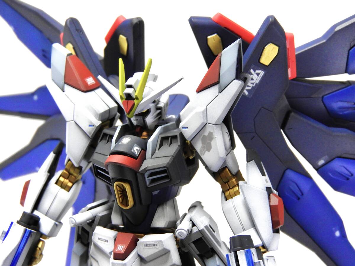 HGCE マイティーストライクフリーダムガンダム (ストフリ弐式 HGCE マイティーストライクフリーダムガンダム (ストフリ弐式