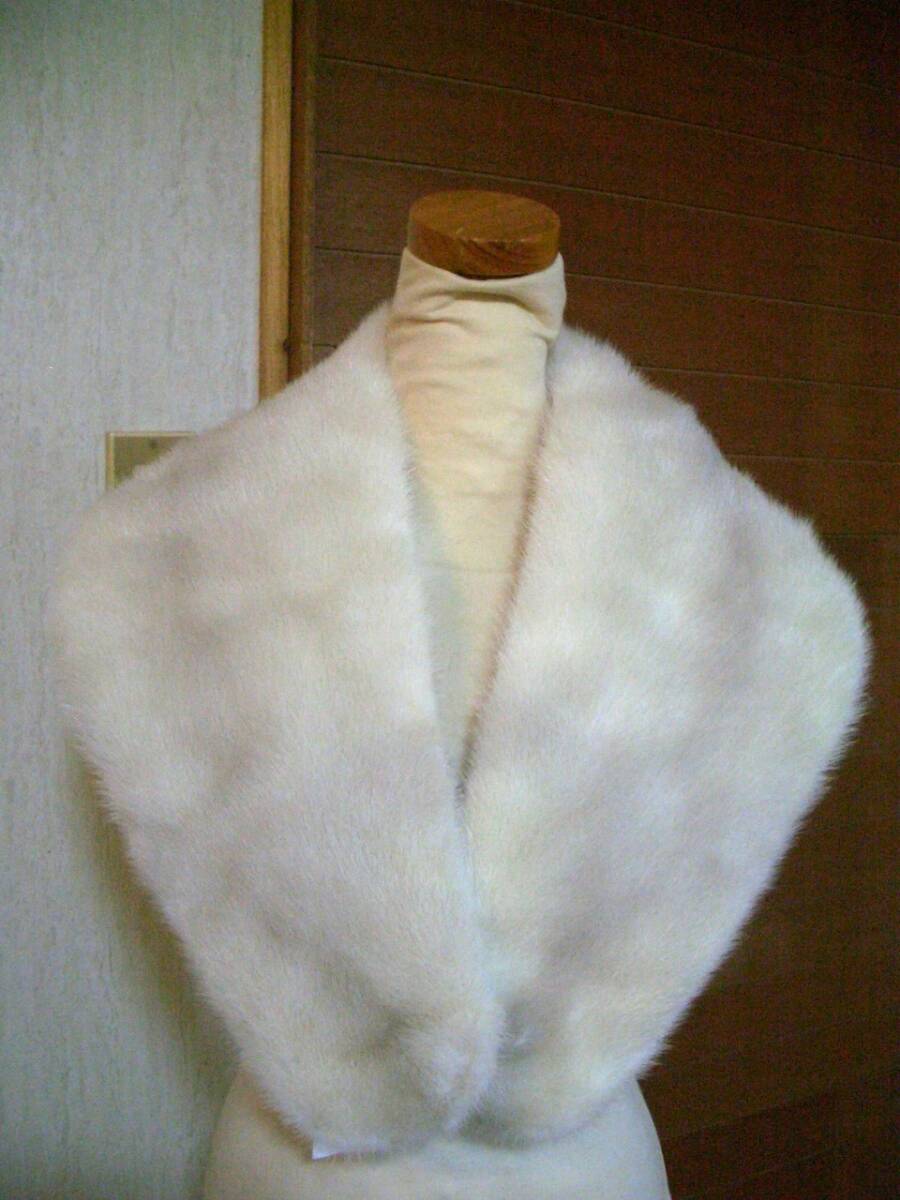 サファイアミンクMINK*薄オフグレー*クリップ付高級ミンクショールマフラー美品*NO180*長さ109センチ