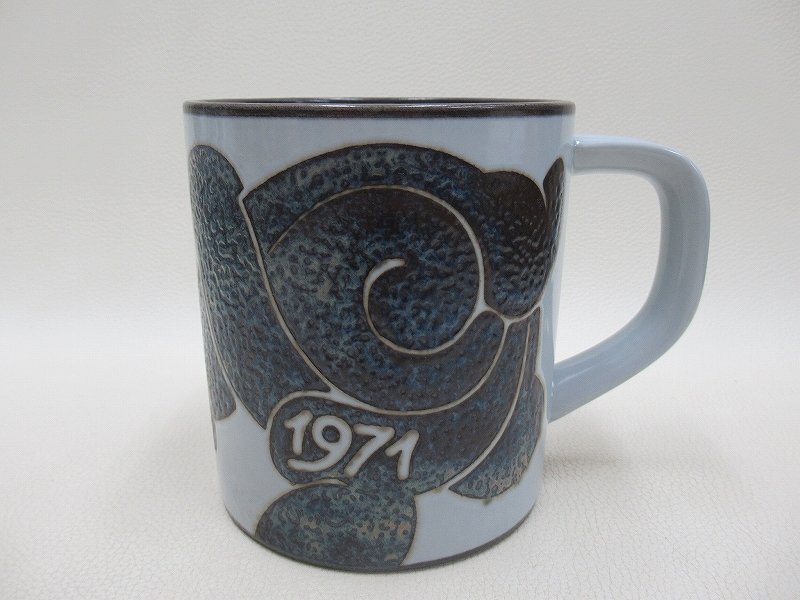 D3755 ロイヤルコペンハーゲン 1971年 イヤーマグ マグカップ ROYAL COPENHAGEN